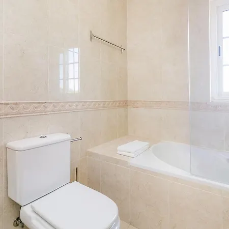 Semesterbostad Formosa Golf